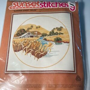 Vintage 1978‎ sunset stitchery kit. “Summer wheat fields” 16 x 16 circular